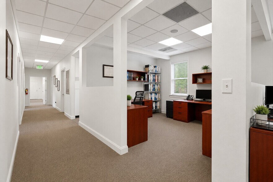 More Photos Of 3103 Medlock Bridge Rd, Norcross Office For Sale