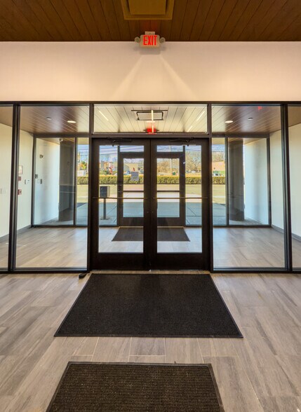 More Photos Of 955 US Highway 9, South Amboy Office For Sale