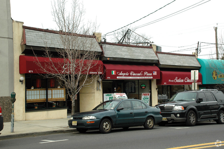 Primary Photo Of 671 Palisade Ave, Cliffside Park Restaurant For Lease