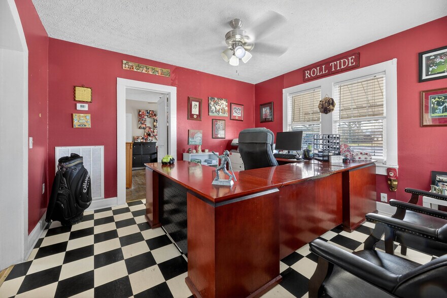 More Photos Of 104 McCullars Ln, Oxford General Retail For Sale