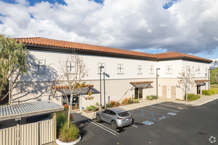 More Photos Of 31521 Rancho Viejo Rd, San Juan Capistrano Research And Development For Lease