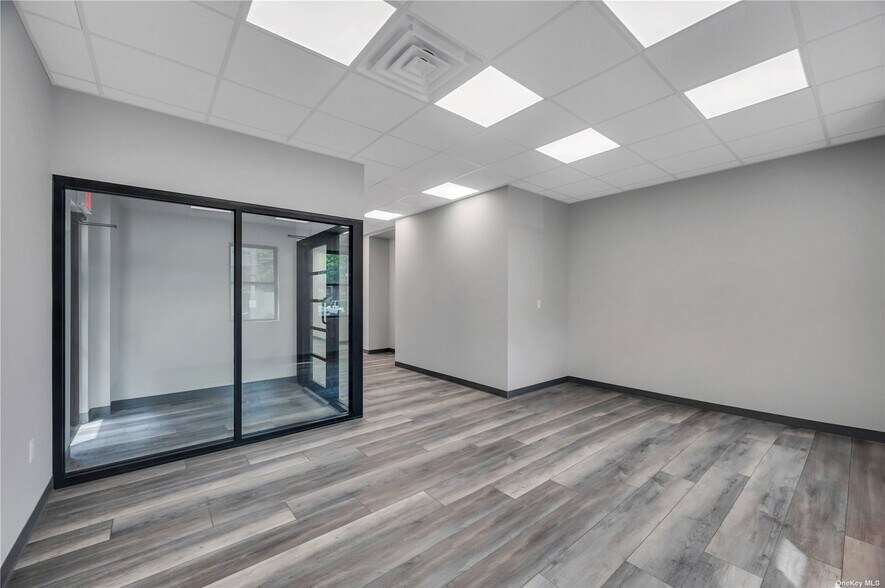 More Photos Of 241 E Shore Rd, Great Neck Office For Lease