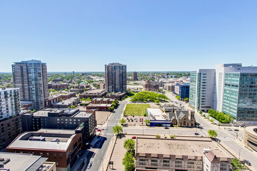 More Photos Of 431 S 7th St, Minneapolis Office Residential For Lease