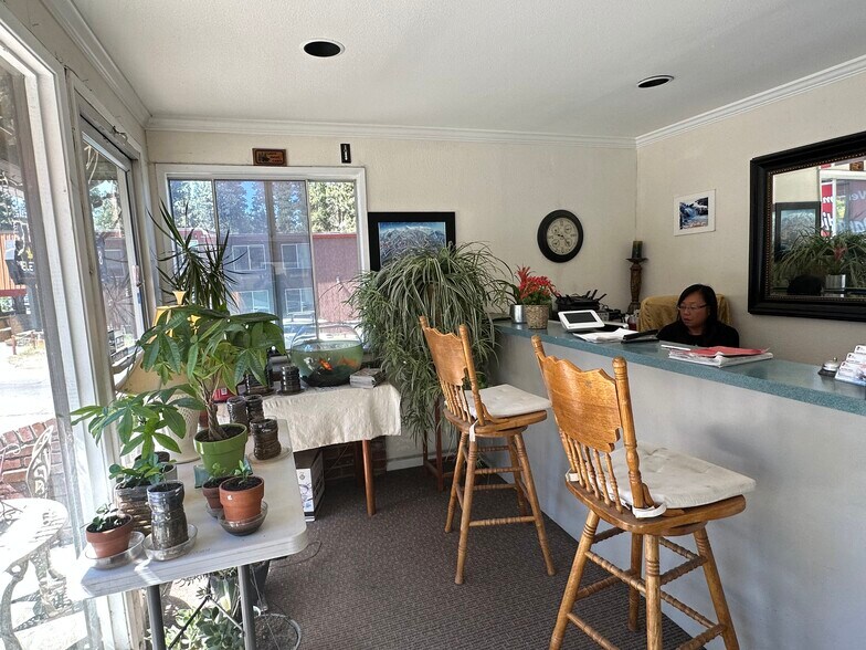 More Photos Of 953 Park Ave, South Lake Tahoe Hotel For Sale