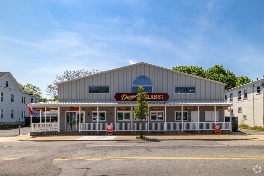 More Photos Of 658 N Main St, Brockton General Retail For Sale