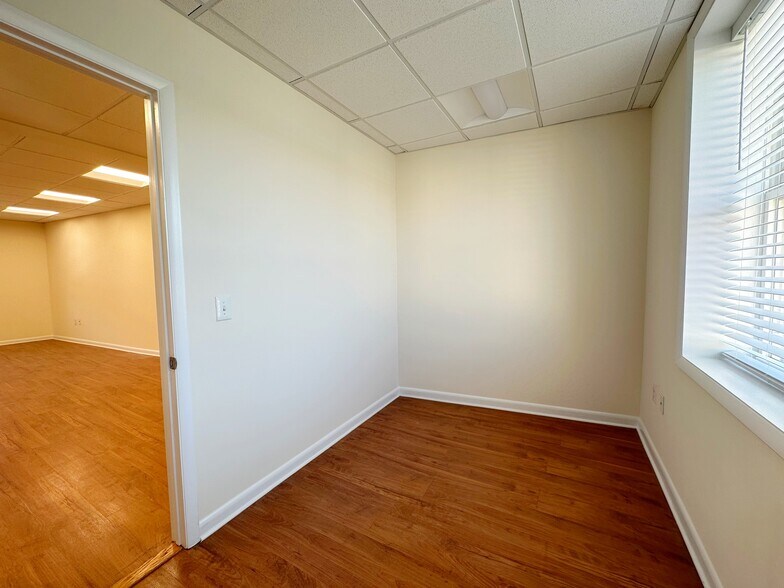 More Photos Of 15 Valley St, South Orange Office For Lease