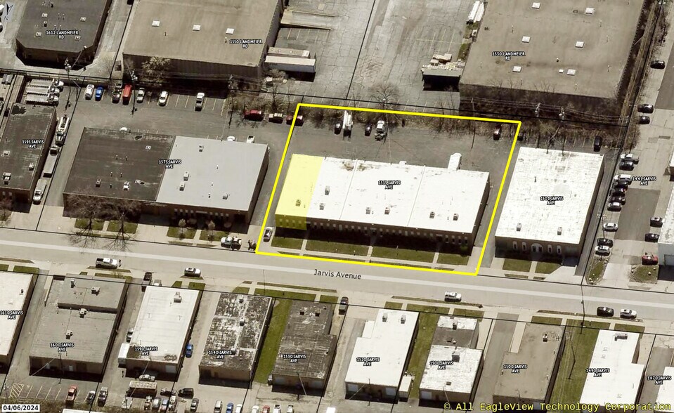 More Photos Of 1515-1545 W Jarvis Ave, Elk Grove Village Warehouse For Lease