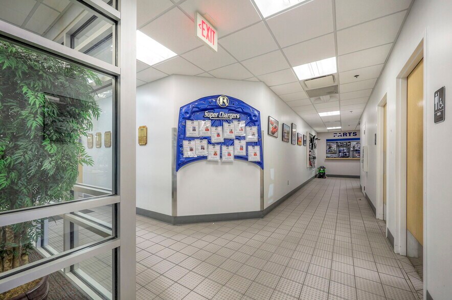 More Photos Of 3921 Frederick Ave, Saint Joseph Freestanding For Sale