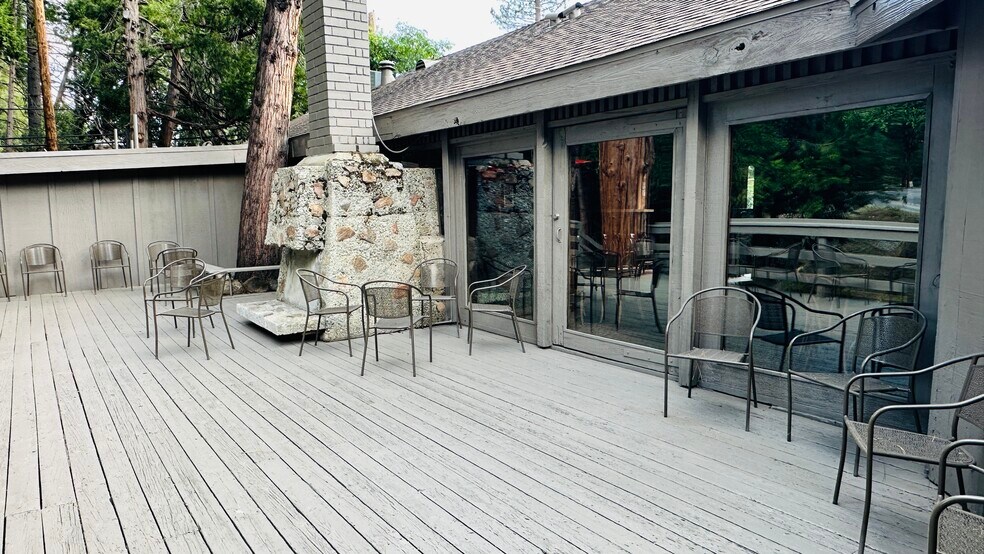 More Photos Of 54905 N Circle Dr, Idyllwild-Pine Cove Restaurant For Sale