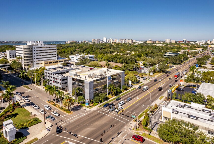 More Photos Of 1921 Waldemere St, Sarasota Medical For Lease