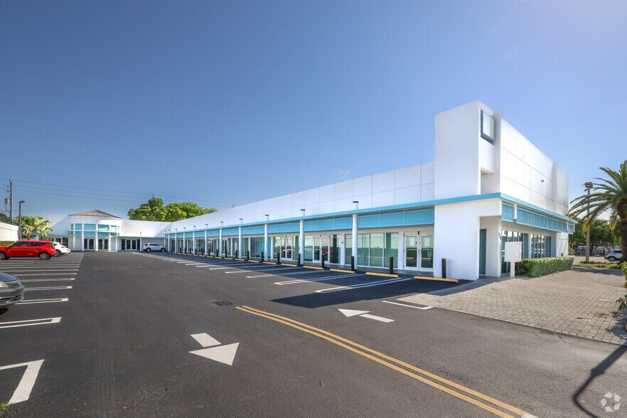 Primary Photo Of 9740 Bird Rd, Miami General Retail For Lease