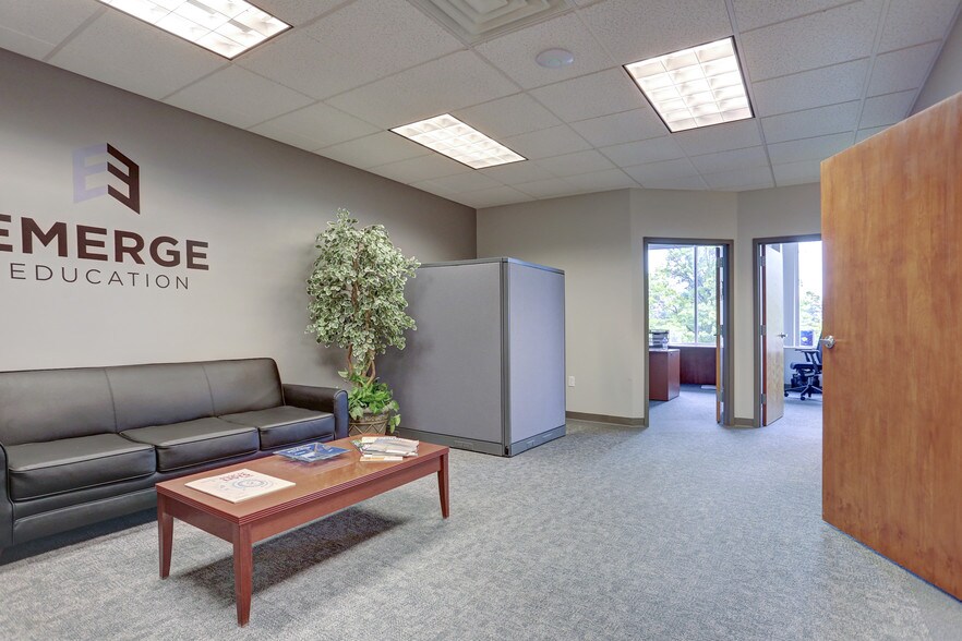 More Photos Of 355 N 21st St, Camp Hill Medical For Lease