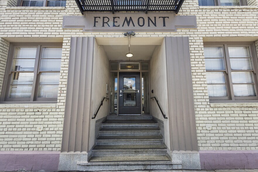 More Photos Of 4609 Bond St, Oakland Apartments For Sale