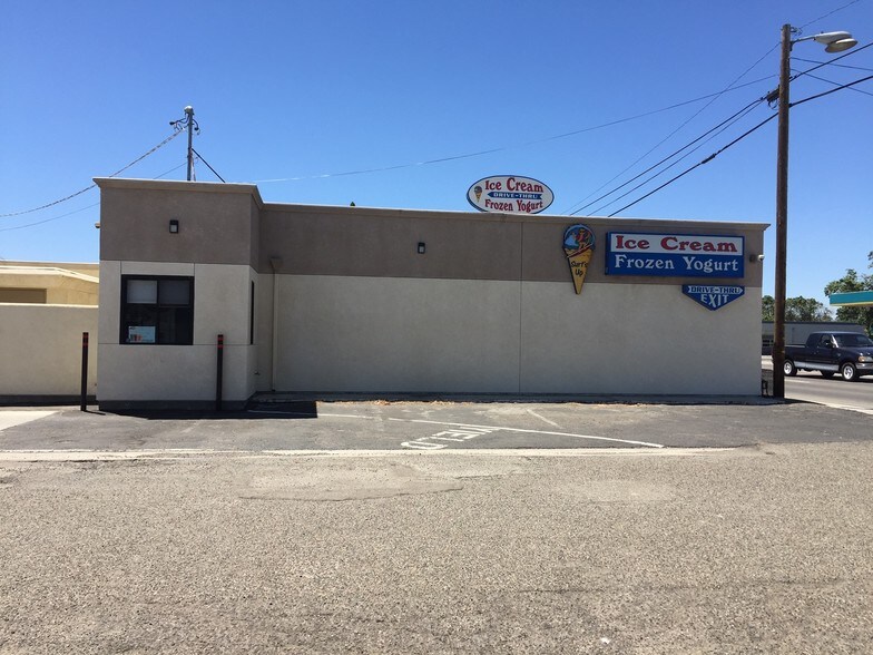 More Photos Of 107 W Pacheco Blvd, Los Banos Restaurant For Sale