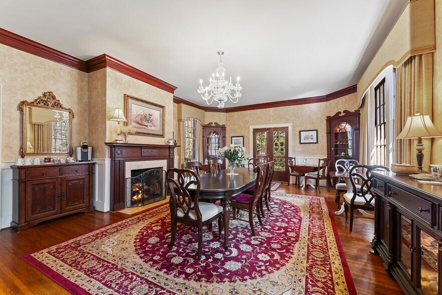 More Photos Of 60 Woodside Dr, Brevard Hospitality For Sale
