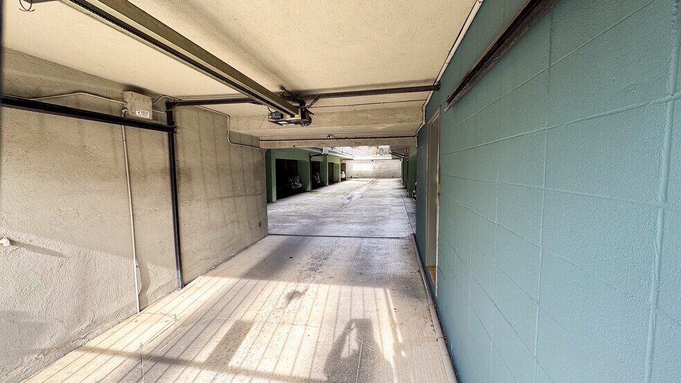 More Photos Of 369 Palm Ave, Oakland Apartments For Sale