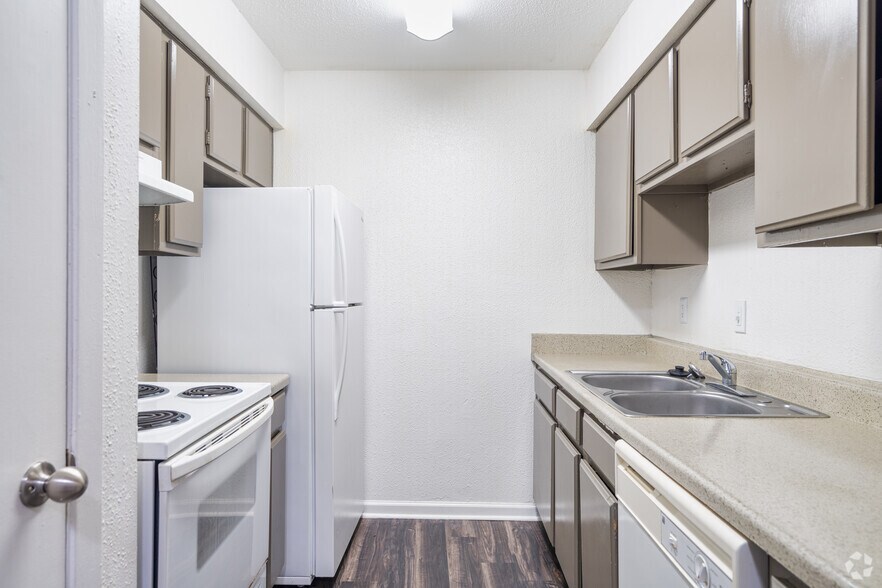 More Photos Of 3619 Texas St, Lake Charles Apartments For Sale