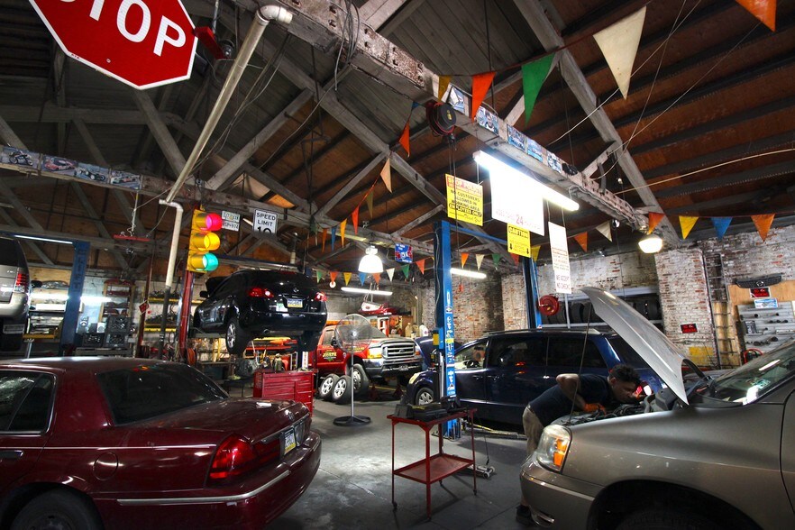 More Photos Of 2108-2112 N 6th St, Philadelphia Auto Repair For Sale