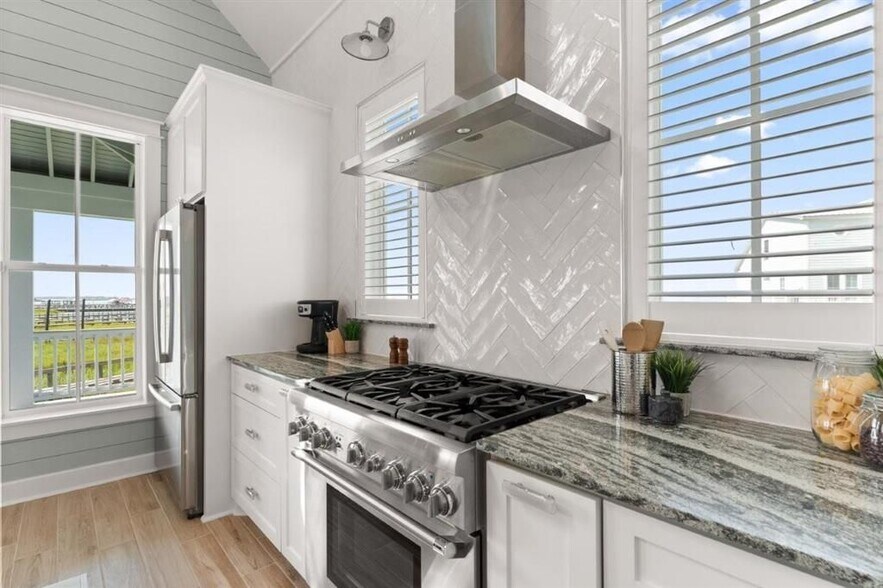 More Photos Of 3831 Lake Breeze Rd, Lake Charles Flex For Sale