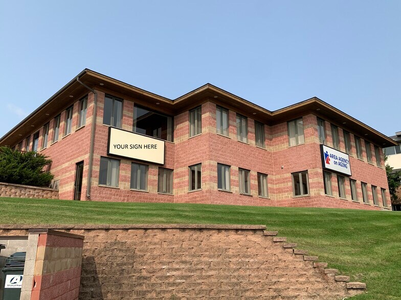 More Photos Of 2720 Superior Dr NW, Rochester Office For Lease