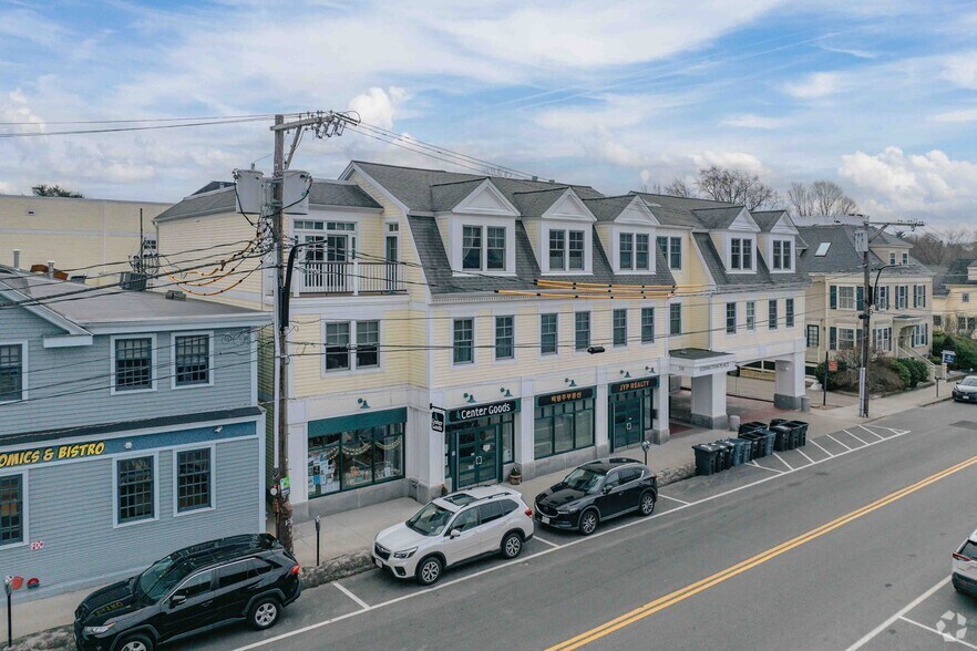 More Photos Of 40 Waltham St, Lexington Apartments For Lease