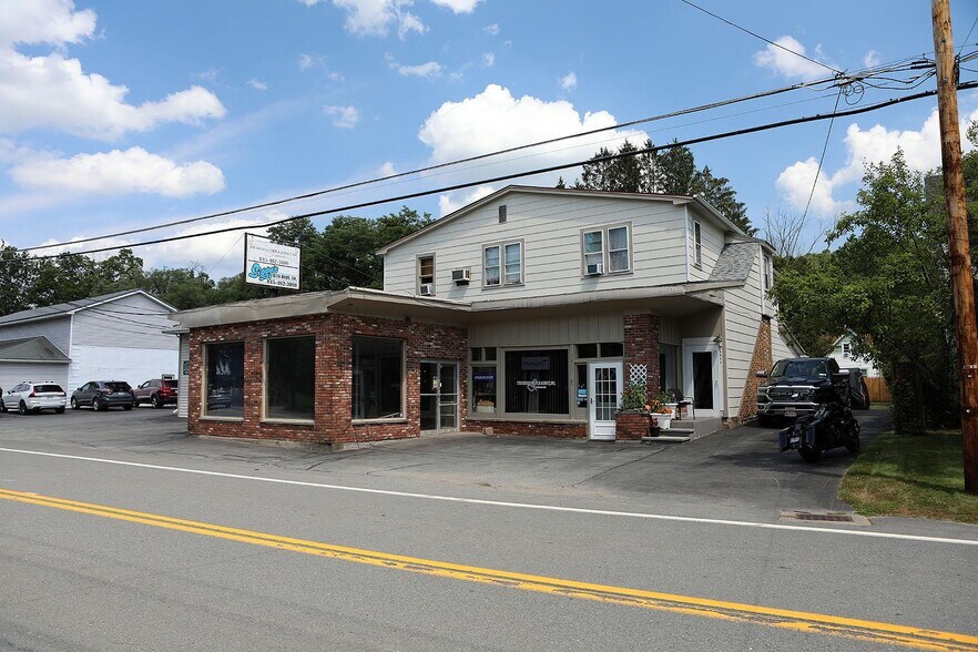 More Photos Of 5013 New York 52, Jeffersonville Auto Repair For Sale