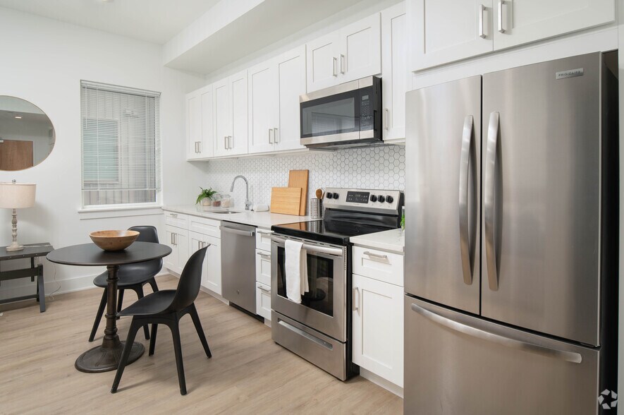 More Photos Of 2201 Washington Ave, Philadelphia Apartments For Lease