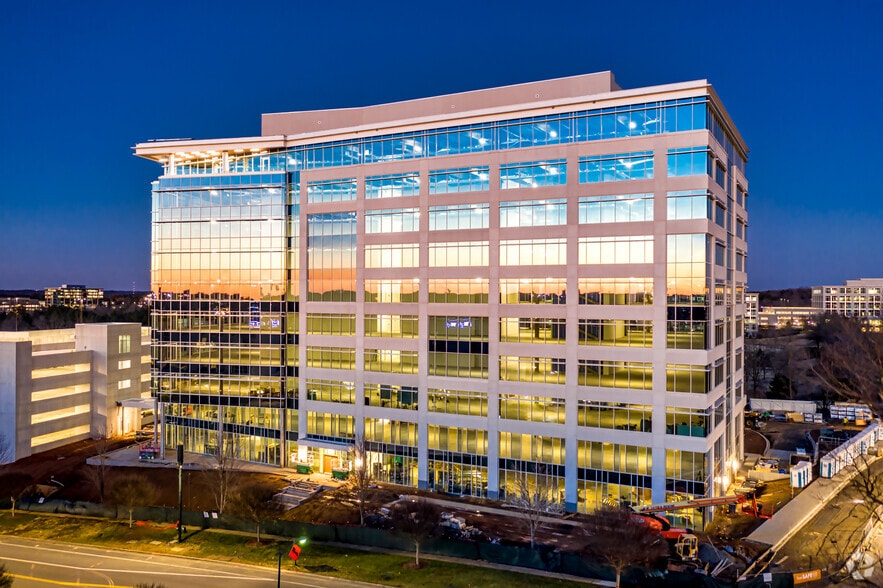More Photos Of 13146 Ballantyne Corporate Pl, Charlotte Office For Lease