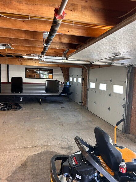 More Photos Of 411 Fairchance Rd, Morgantown Flex For Lease