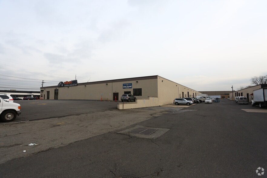 More Photos Of 69 Wesley St, South Hackensack Manufacturing For Lease