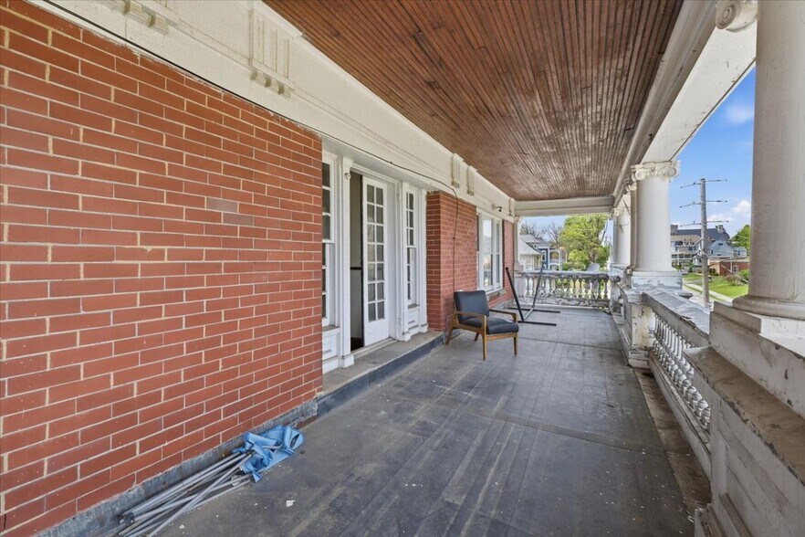 More Photos Of 283 Park Ave W, Mansfield Apartments For Sale