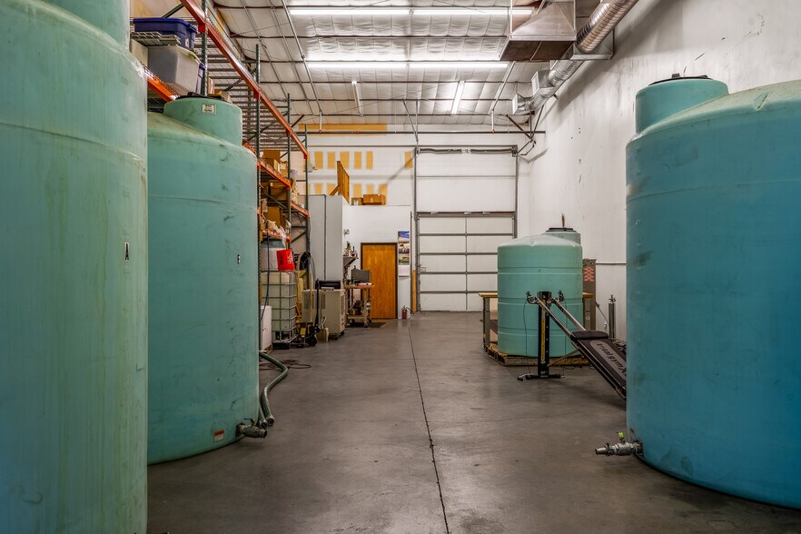 More Photos Of 36 Bisbee Ct, Santa Fe Warehouse For Sale