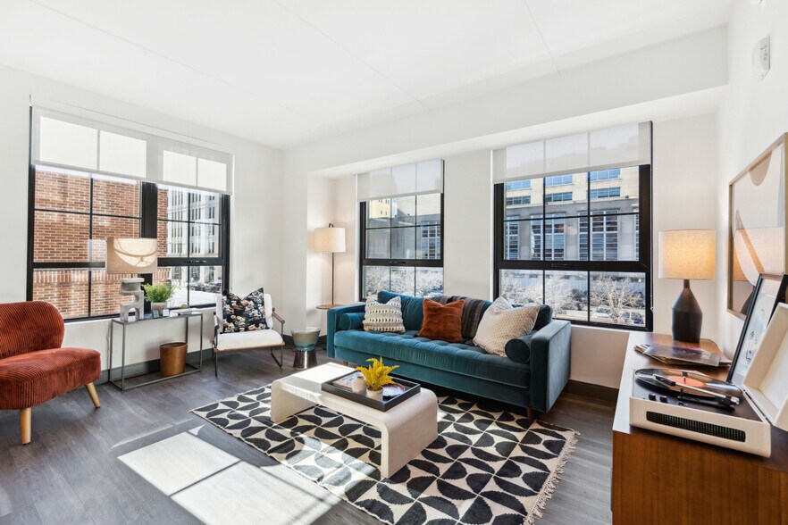 More Photos Of 435 N Broad St, Philadelphia Apartments For Lease