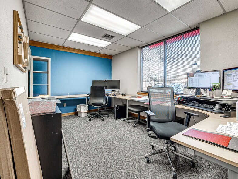 More Photos Of 11100 Stratford Dr, Oklahoma City Loft Creative Space For Sale