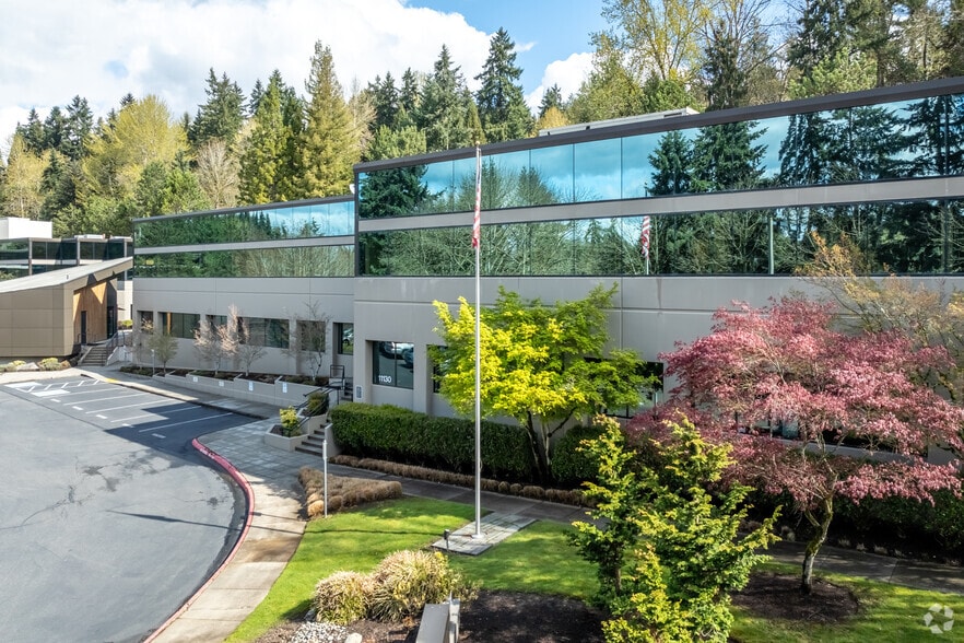 More Photos Of 11130 NE 33rd Pl, Bellevue Office For Lease