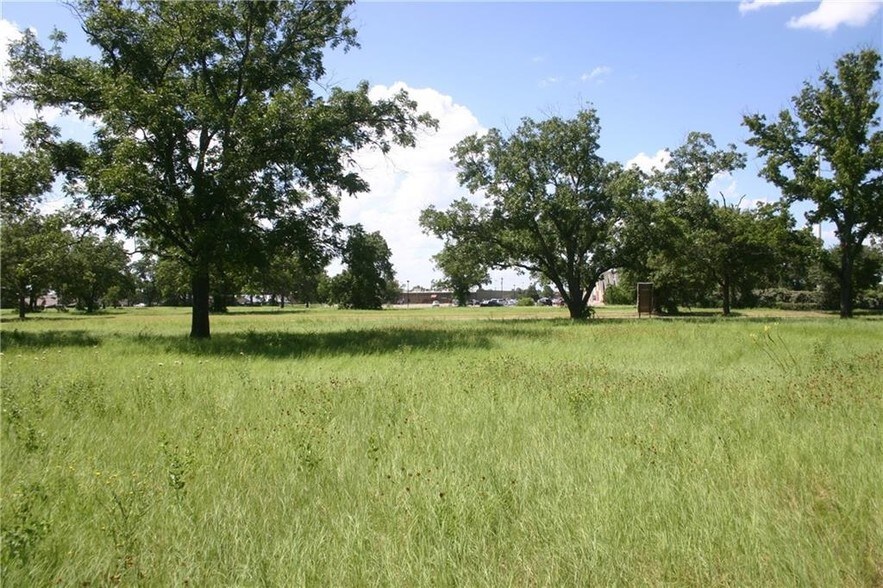 More Photos Of 1301 Waters Edge Dr, Granbury Land For Sale
