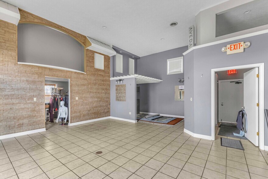 More Photos Of 14006 W Lake Rd, Vermilion Freestanding For Sale