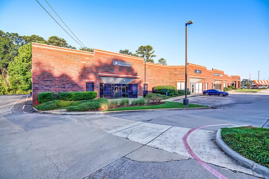 More Photos Of 2533 Bert Kouns Industrial Loop, Shreveport Medical For Lease