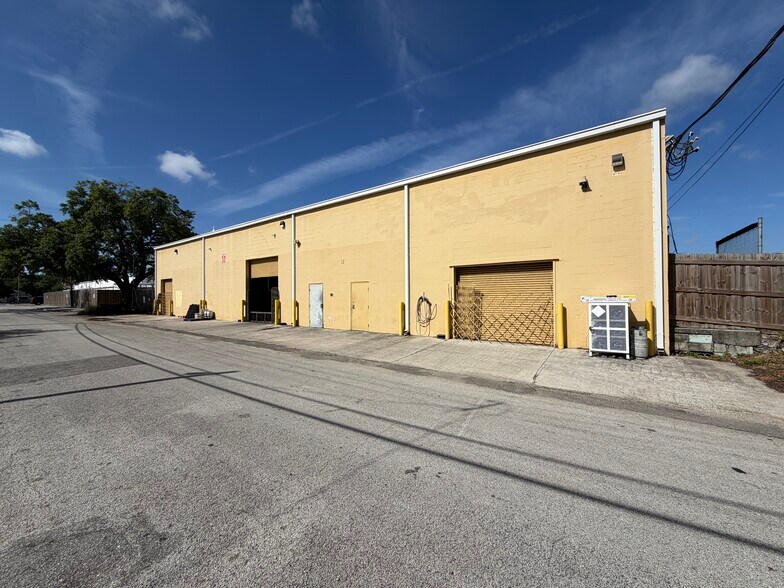 More Photos Of 4101 N Florida Ave, Tampa General Retail For Lease