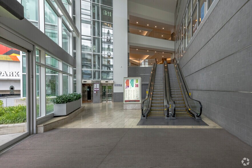 More Photos Of 100 Greyrock Pl, Stamford Unknown For Lease