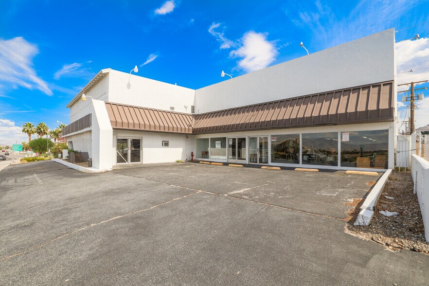 More Photos Of 4775-4779 E Ramon Rd, Palm Springs Warehouse For Sale