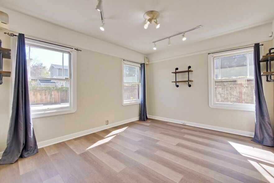 More Photos Of 1044 Lincoln Ave, San Jose Medical For Sale