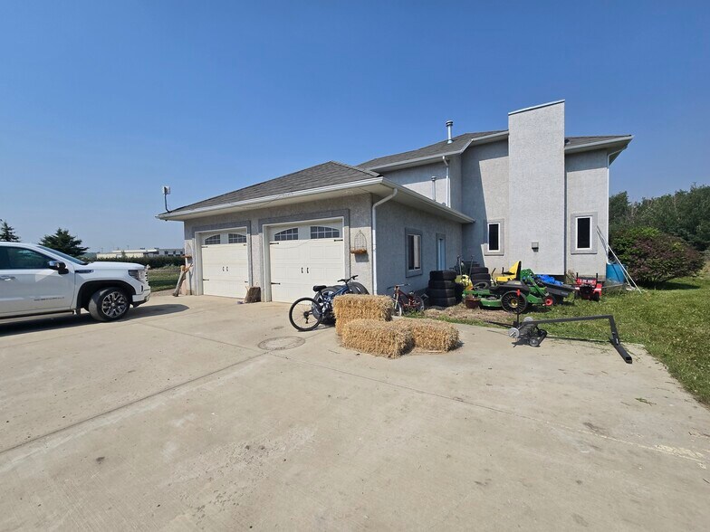 More Photos Of 28244 Hwy 590, Red Deer County Warehouse For Sale