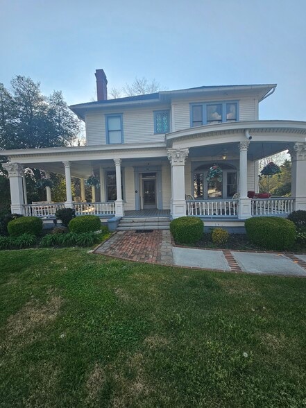 Primary Photo Of 403 Green St, Gainesville Office For Lease