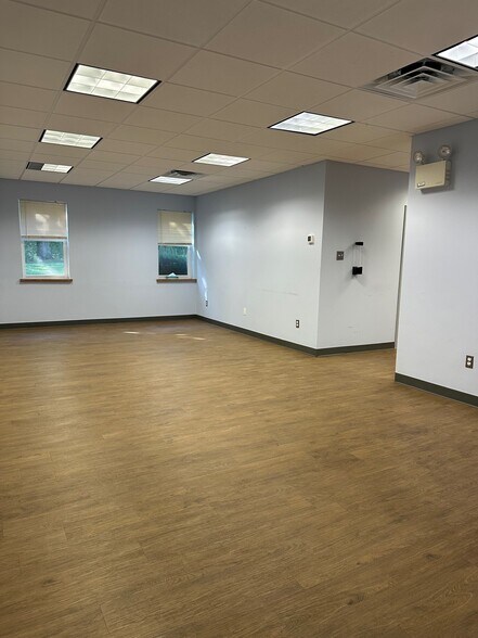 More Photos Of 80 W Welsh Pool Rd, Exton Medical For Lease
