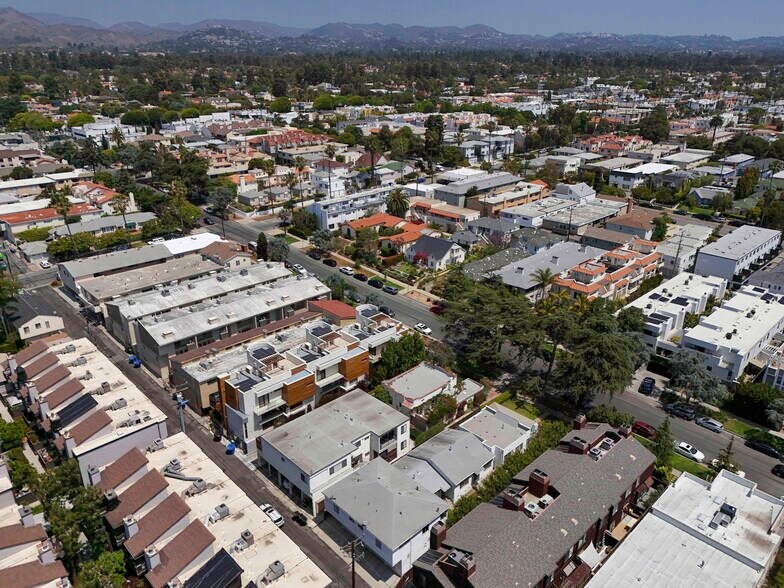 More Photos Of 938 15th St, Santa Monica Apartments For Sale