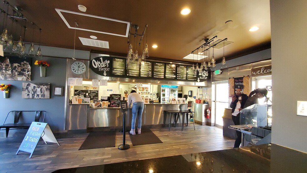 More Photos Of 18100 Georgia Ave, Olney Restaurant For Lease