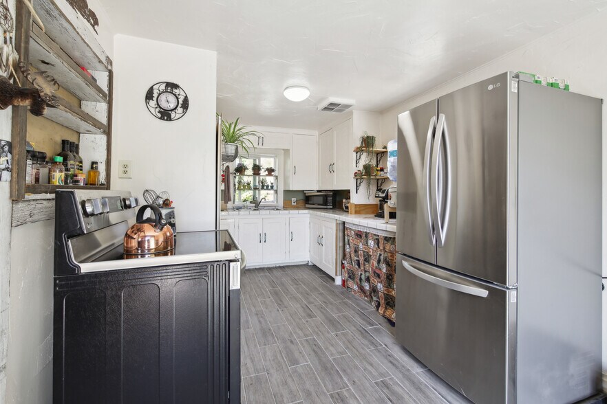 More Photos Of 1615 CO Rd 308 Rd, Dumont Freestanding For Sale