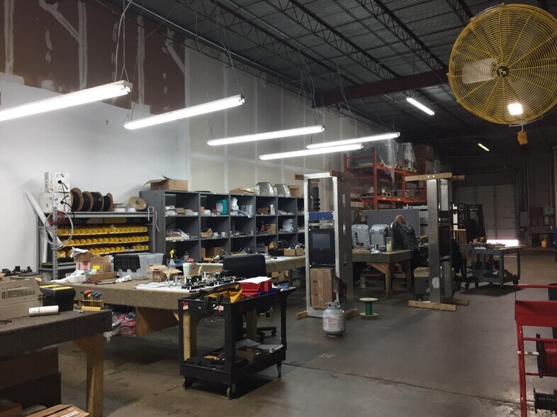 More Photos Of 10050 W Gulf Bank Rd, Houston Unknown For Lease