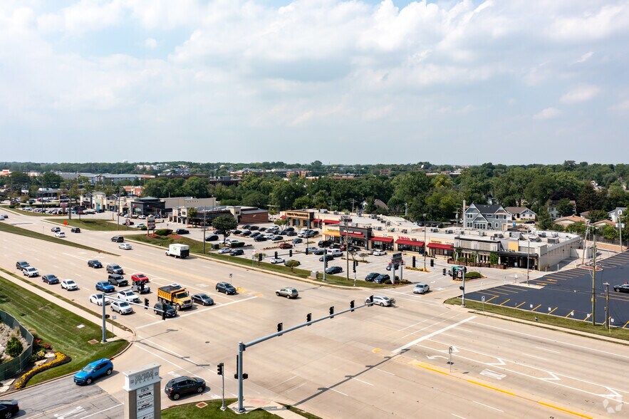 More Photos Of 17W400-17W460 22nd St, Oakbrook Terrace Unknown For Lease